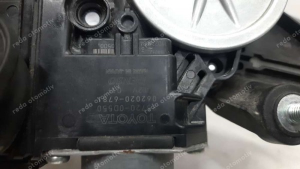 Toyota Yaris Croos Sol Ön Cam Kriko / Motoru 85720-0D550 CP (DF-110)