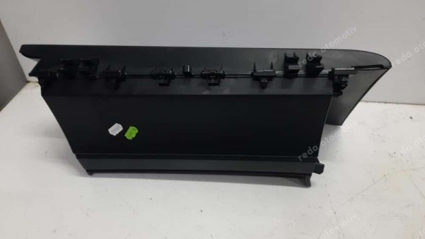 Toyota Yaris Croos Torpido Gözü Kapağı  55550-K0030 55552-K0030 CP (BB-120)