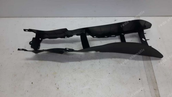 Toyota Yaris Croos Orta Konsol 58910-K0031 CP (KB-110)