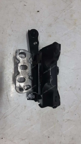 Toyota Yaris Motor Takozu CP (AA-121)