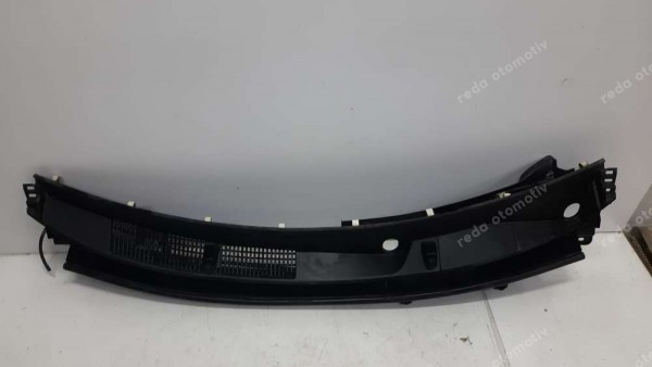 Toyota Yaris Hybrid Ön Cam Izgarası 55781-K0020 CP (GD-120)