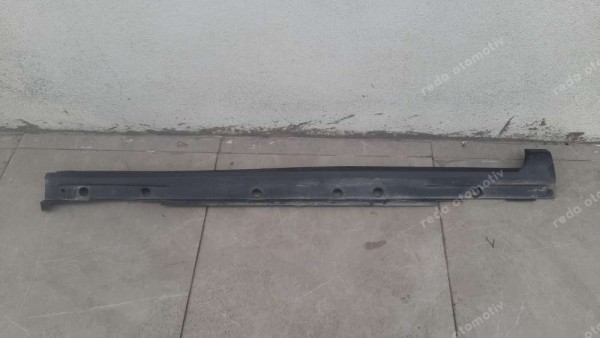 Toyota Yaris Croos Sağ Marşpiyel Kaplama 75851-52120 CP (İH-150)