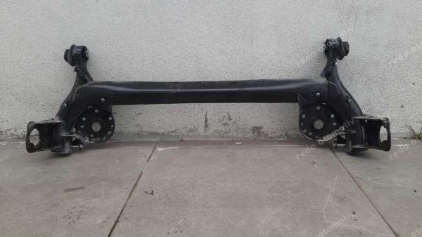 Toyota Yaris Hybrid Arka Dingil 42110-K0030 CP (CI-109)