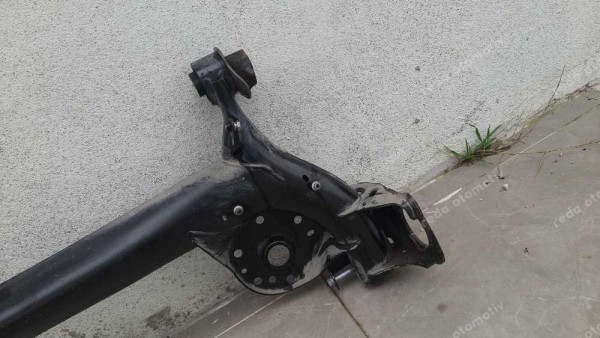 Toyota Yaris Hybrid Arka Dingil 42110-K0030 CP (CI-109)