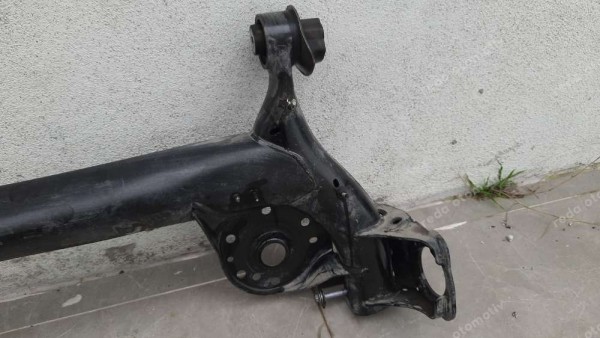 Toyota Yaris Hybrid Croos Arka Dingil 42110-0D460 CP (CI-109)