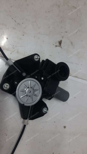 Toyota Yaris Croos Sağ Ön Cam Krikosu 85710-0D540 CP (DF-110)