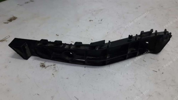 Toyota Yaris Hybrid Ön Tampon Braketi Sağ 52535-0D320 CP (BA-110)