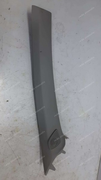 Toyota Yaris Hybrid Croos Ön Sağ Üst Trim 62211-0DB30 CP (EA-110)