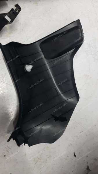 Toyota Yaris Croos İç Sütün Sağ Trim 62111-K0030 CP (EA-110)