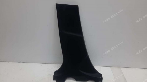 Toyota Yaris Croos Sağ Direk Trim 62414-K0020 CP (EA-110)