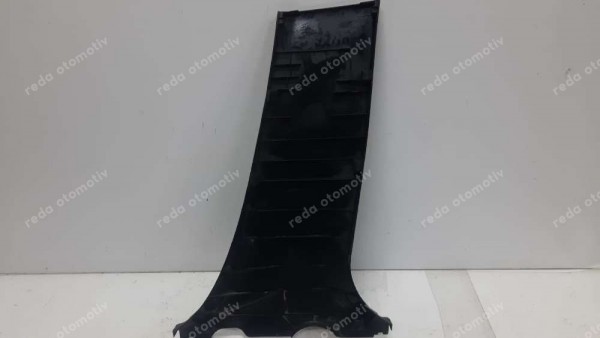 Toyota Yaris Croos Sağ Direk Trim 62414-K0020 CP (EA-110)