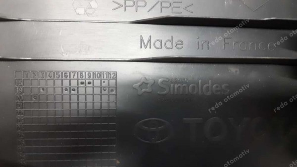 Toyota Yaris Hybrid Bagaj Kaplaması Trim 64716-K0030 CP (GD-120)