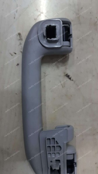 Toyota Yaris Hybrid / Croos Sol Ön Tutamamağı 74611-H7040 74612-B7060 CP (EA-120)