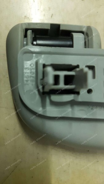 Toyota Yaris Hybrid / Croos Sağ Ön Tutamamağı 74611-H7040 74613-B7060 CP (EA-120)