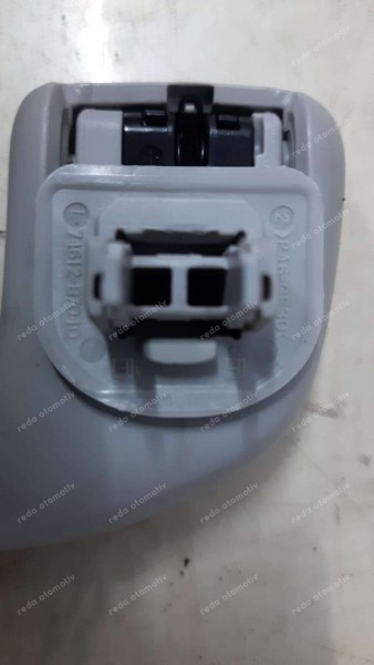 Toyota Yaris Hybrid / Croos Sağ-Sol Arka Tutamamağı 74612-B7040 74613-B7040 CP (EA-120)