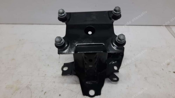 Toyota Yaris Croos Ön Tampon Panel Sol Bağlantı Braketi Saç 57014-K2010 CP (EB-110)