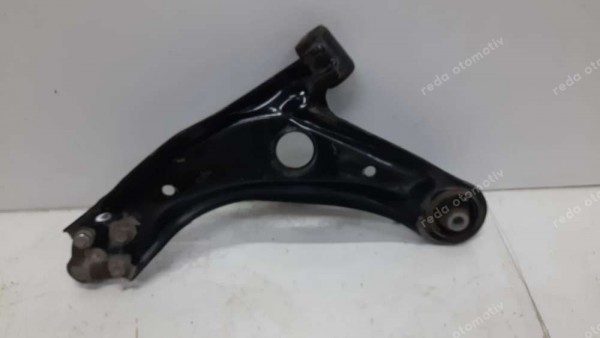 Toyota Yaris  Croos Sağ Ön Salıncak 48605-K0020 CP (AE-110)