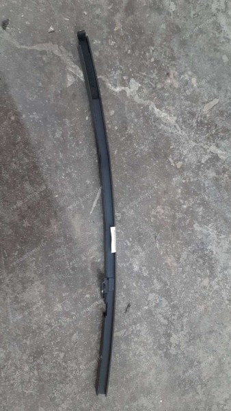 Hyundai Admira Sağ Arka Kapı Cam Kızağı 83520-25000 YP (