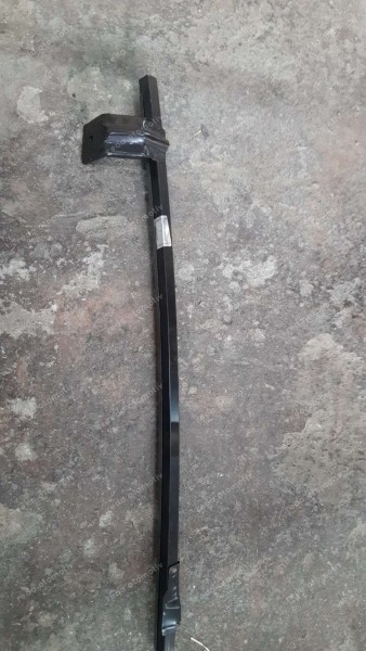 Hyundai Starex Sol Kapı Cam Kızağı 82550-4A000 YP (