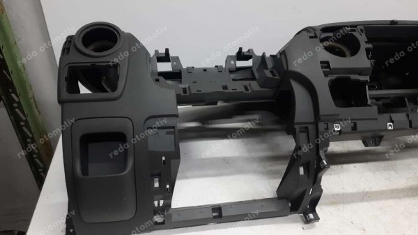 Renault Master 3 Torpido Göğüs Orjinal Sıfır 681007895R YP (AD-130)