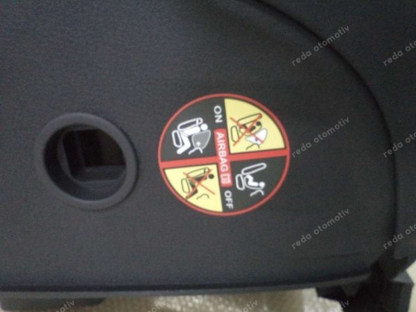 Dacia Logan 2 Torpido Göğüs Orj Sıfır 682001684R YP (AB-130)