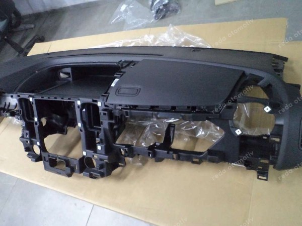 Renault Trafic 3 Torpido Göğüs Orjinal Sıfır 681006255R YP (AD-130)