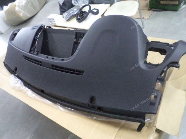 Renault Trafic 3 Torpido Göğüs Orjinal Sıfır 681006255R YP (AD-130)