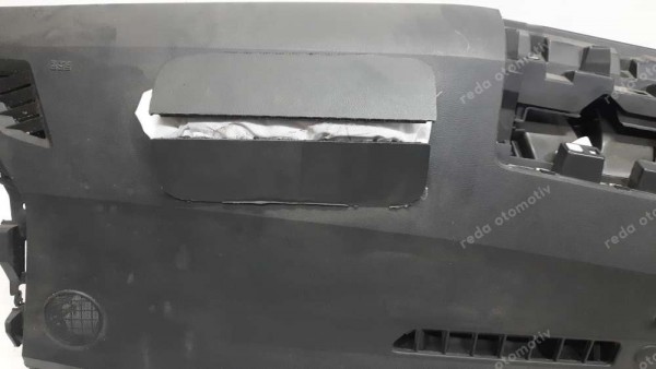 Renault Taliant Dacia Jogger Torpido Göğüs 681002281R HP CP (AD-130)