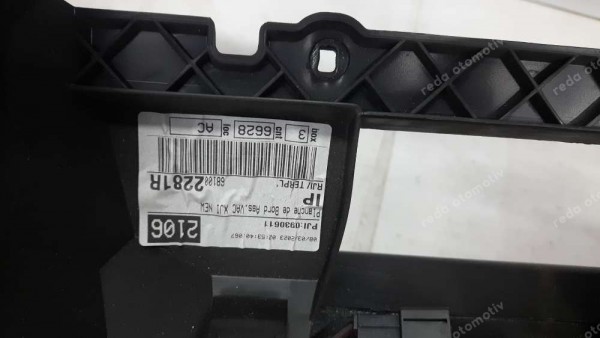 Renault Taliant Dacia Jogger Torpido Göğüs 681002281R HP CP (AD-130)