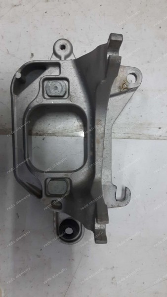 Renault Megane 4 Talisman Sol Motor Takaz Kulağı 112221641R CP (AA-121)