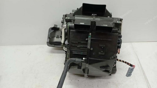 Renault Megane 4 Kalorifer Kutusu 272700628R CP (AE-130)