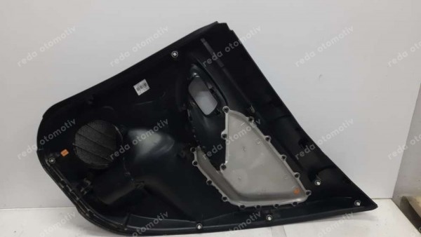 Toyota Yaris Cross Sol Arka Kapı Döşemesi 67640-0DF20 CP (FE-120)