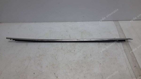 Renault Megane 4 Sağ Ön Kapı Dış Sıyırıcı Fitil Krom HP CP (KI-120)