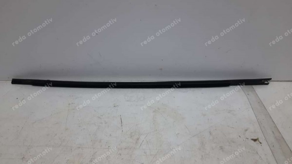 Renault Megane 4 Sağ Ön Kapı Dış Sıyırıcı Fitil Krom HP CP (KI-120)