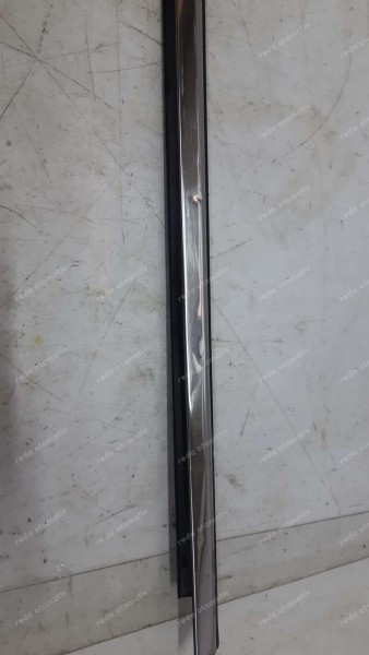 Renault Megane 4 Sağ Ön Kapı Dış Sıyırıcı Fitil Krom HP CP (KI-120)