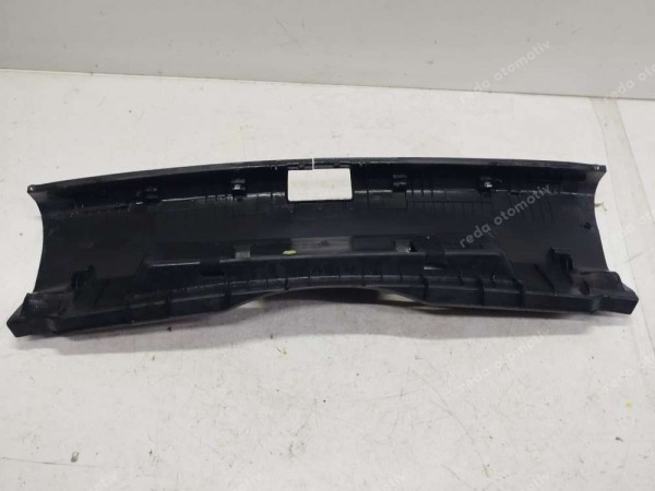 Volkswagen Jetta Arka Panel Bagaj İç Kaplaması Trimi 5C6863459G SP HP (DA110)