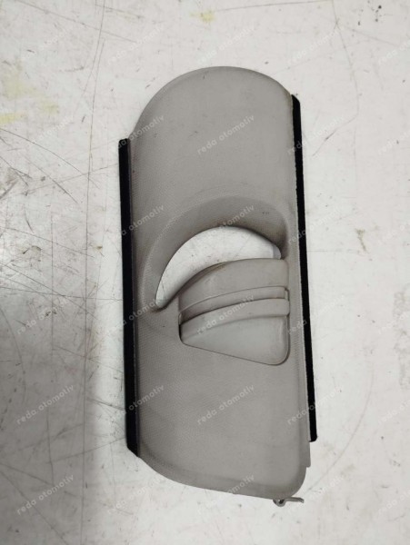 Volkswagen Jetta Sol Direk İç Kaplaması Trimi 5C6867511 SP (DA110)