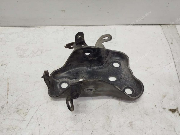 Opel Corsa F Sol Arka Kol Mafsal Kanca Travers Braketi 9825420380 SP (DB110)
