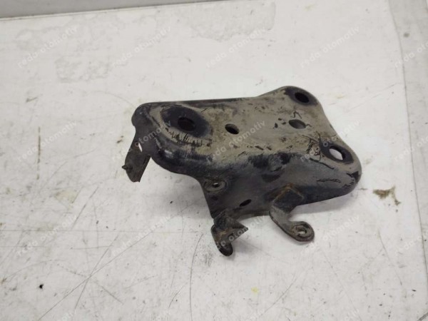 Opel Corsa F Sol Arka Kol Mafsal Kanca Travers Braketi 9825420380 SP (DB110)