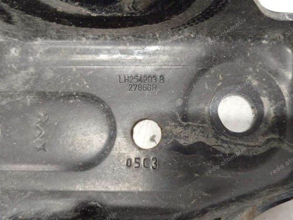 Opel Corsa F Sol Arka Kol Mafsal Kanca Travers Braketi 9825420380 SP (DB110)
