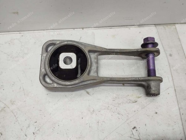 Toyota Yaris Hybrit Kol Motor Bağlantı Alt Takozu 12363-K0050 SP (AA121)