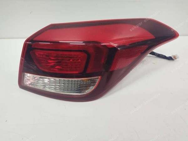 Hyundai İ20 Coupe Sağ Stop Lambası 92402-C8200 CP (KAR1)