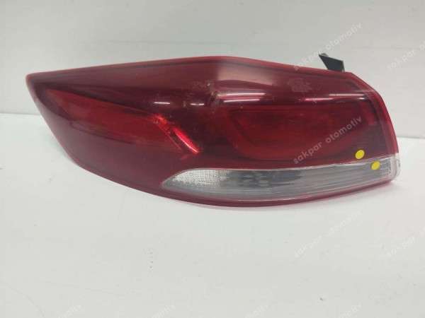 Hyundai Elantra Sol Stop Lambası 92401-F2000 CP HP (KAR1)