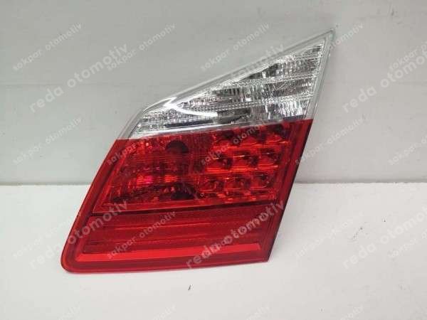 Hyundai Genesis Sağ Arka İç Stop Lambası 92404-3M020 Ambz YP (KAR1)