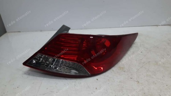 Hyundai Accent Blue Sağ Stop (Duysuz) 92402-1R000 YS HP CP