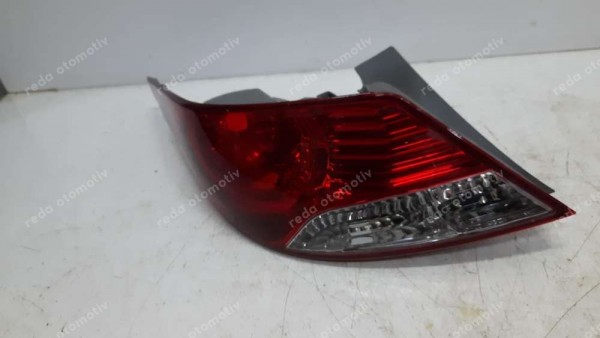 Hyundai Accent Blue Sol Stop 92401-1R000 YS CP