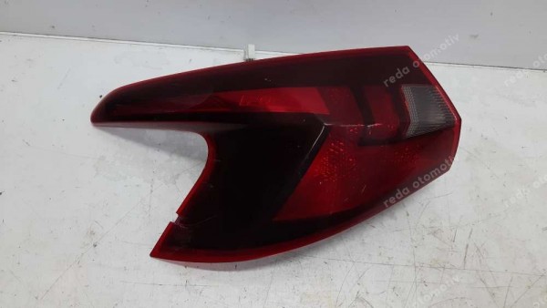 Hyundai İ20 Sol Dış Stop Lambası (ledsiz) ORJ. 92401-Q0000 CP HP (KAR1)