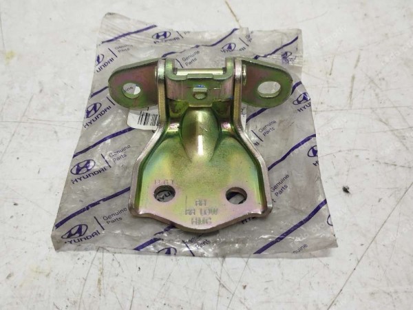 Hyundai Accent 00-06 Arka Kapı Sağ Alt Menteşesi 79360-25000 ORJ. YP (HC122)