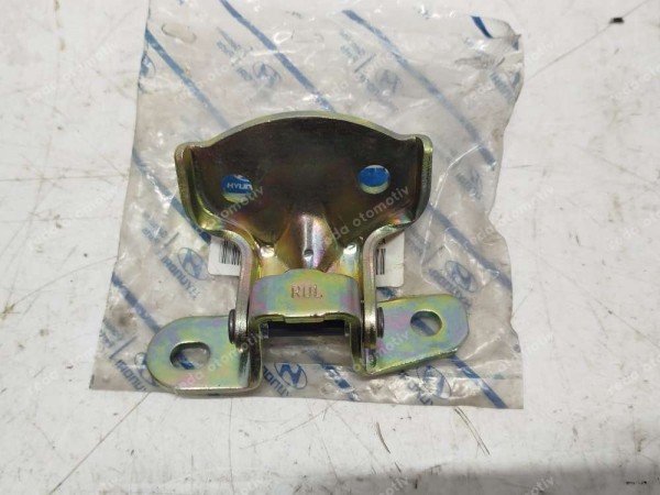 Hyundai Accent 00-06 Arka Kapı Sağ Alt Menteşesi 79330-25000 ORJ. YP (HC123)