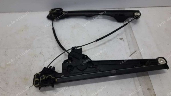 Ford Courier Sol Cam Krikosu R2X6-V23201 BB Amb. YP (DE-110)